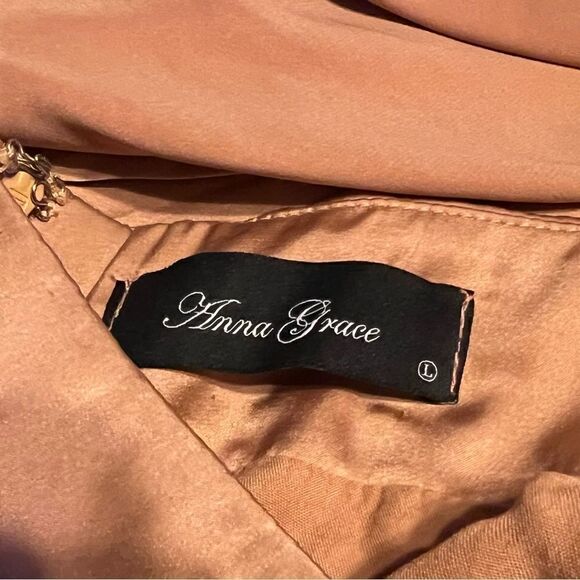 Anna Grace Ruched Side slit skirt Rose size Large - Picture 6 of 10